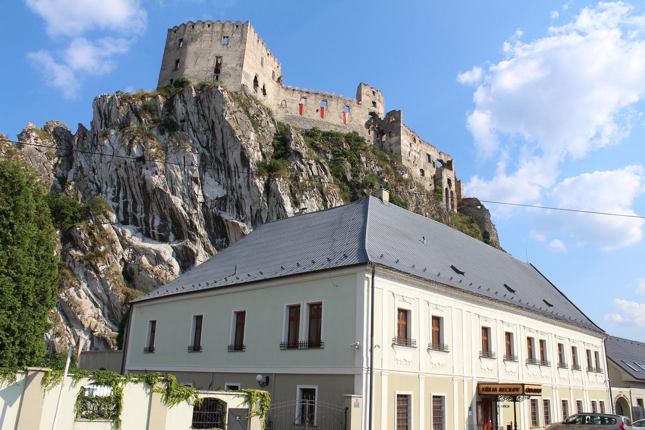 Kuria Beckov - Penzion Exterior photo