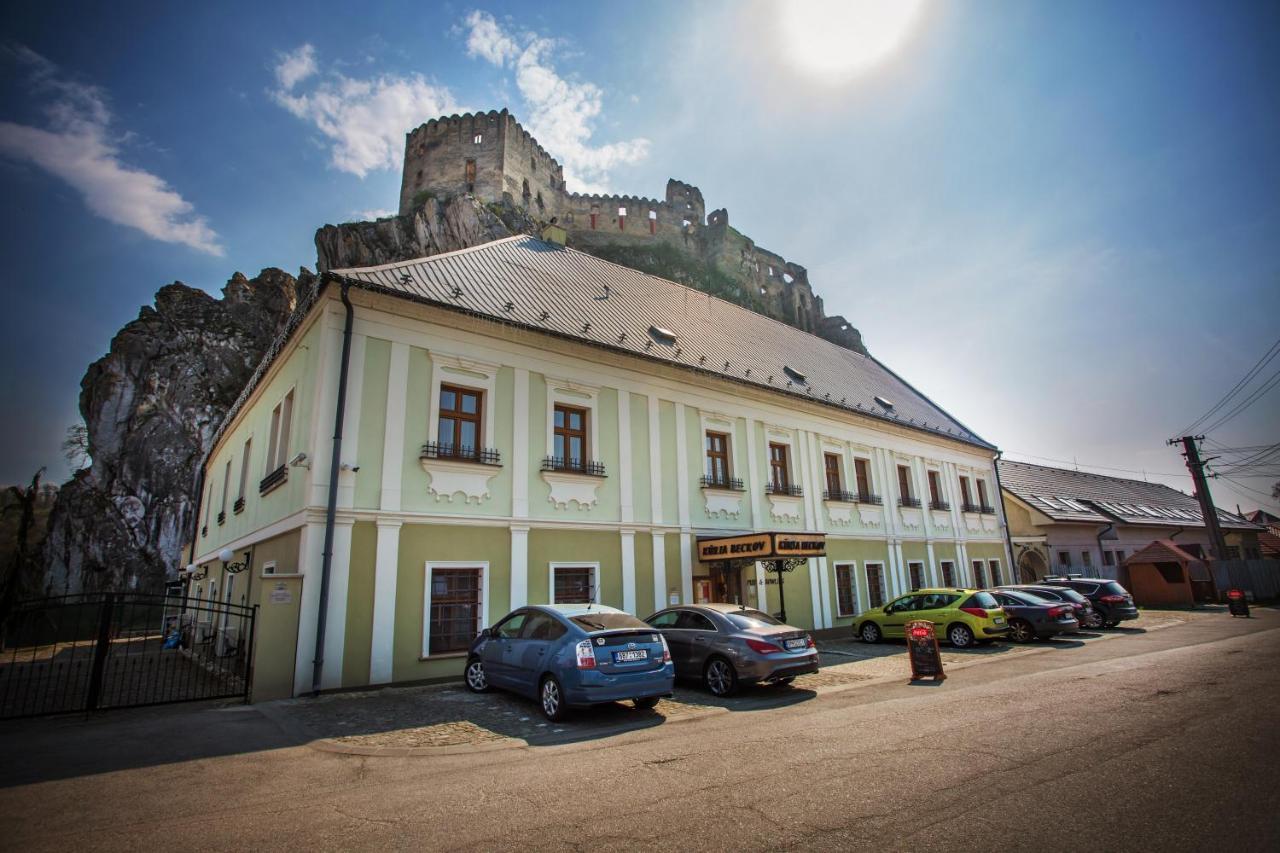 Kuria Beckov - Penzion Exterior photo